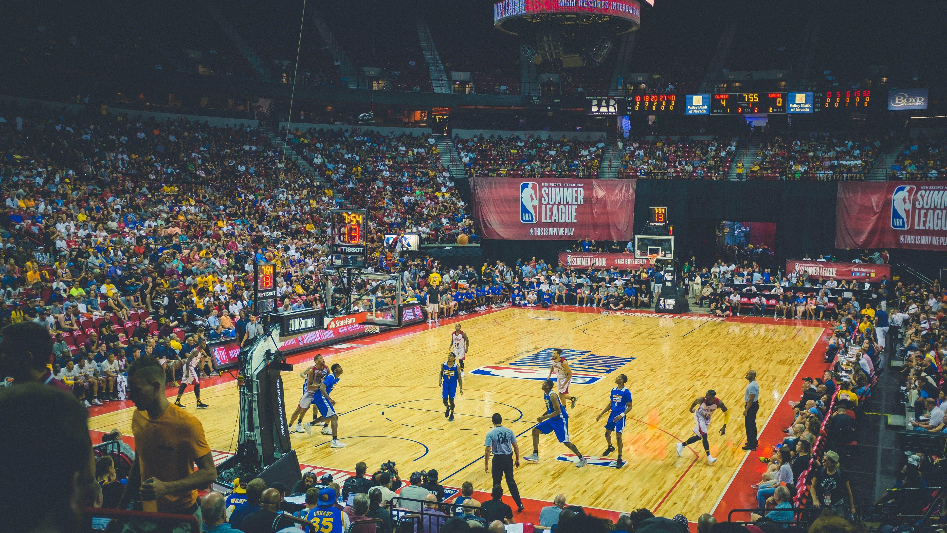 麦基坦言NBA是生意场但渴望留队，勇士交易风波下的球员心声